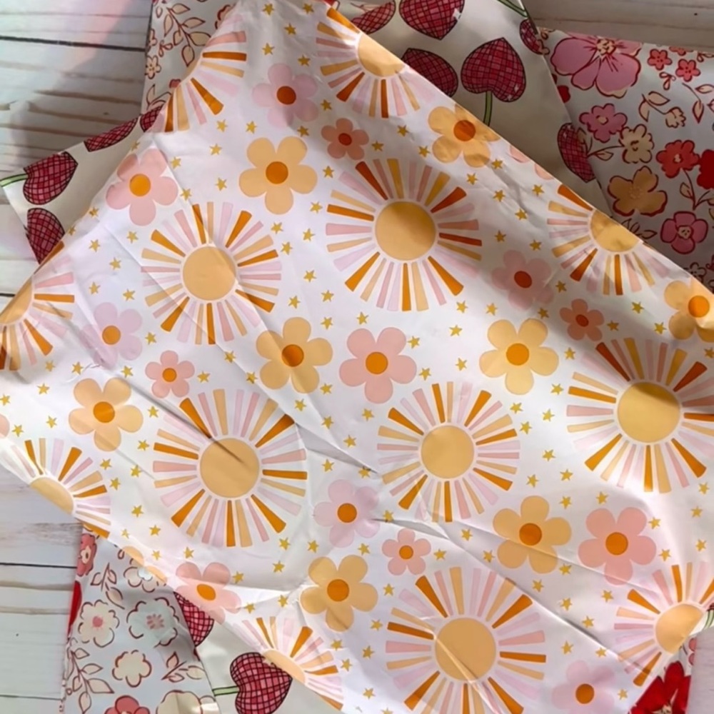 Sunshine Floral Poly Mailer’s 10x13 Pack of 25 - Picture 8 of 8